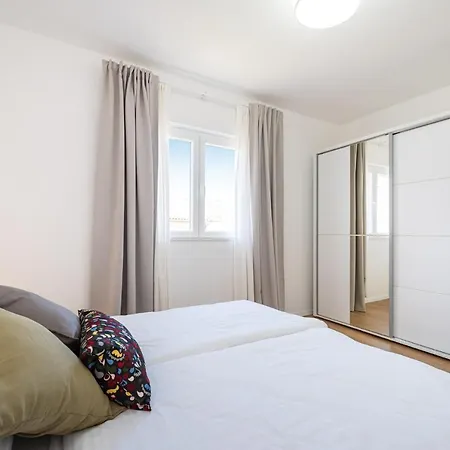 Mavi Apartman Zára