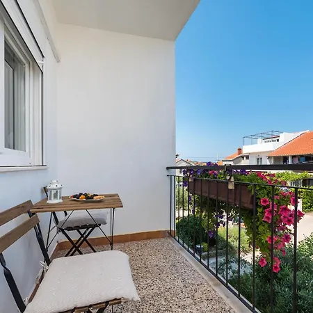 Apartment Mavi *